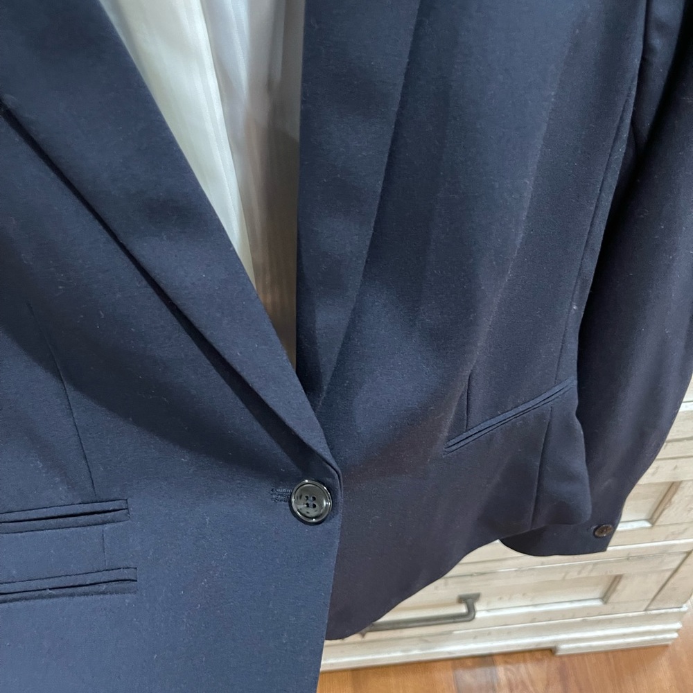 Blazer - Picture 2 of 3